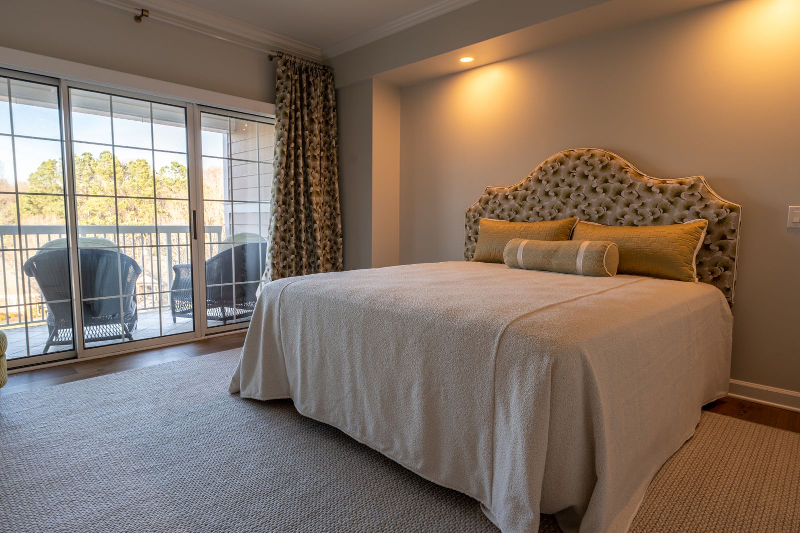 5904 Dockside Lane, interior view 3