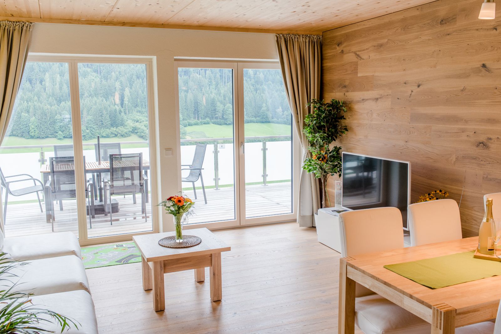 7715 Ripley Bay Road, interior view 1