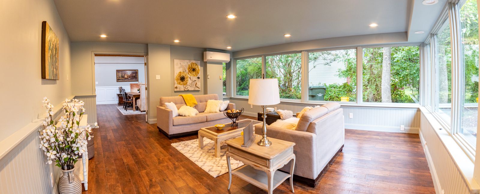 1107 Shorewood Boulevard, interior view 1